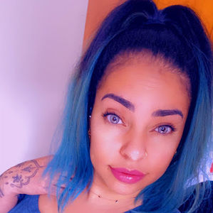 Meet your Posher, Noemi